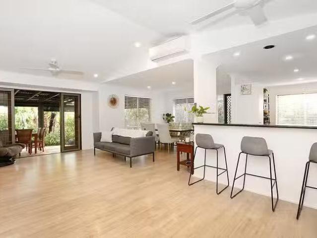 21 Newhaven Crescent, Worongary, QLD 4213