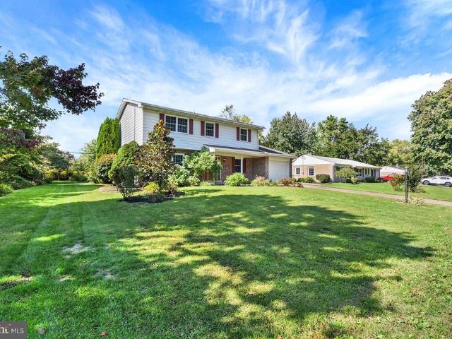 21 Oakwood Avenue