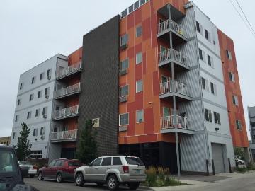 21 Orange Studio Apartment for Rent at 21 8th St N, Fargo, ND 58102 Downtown Fargo