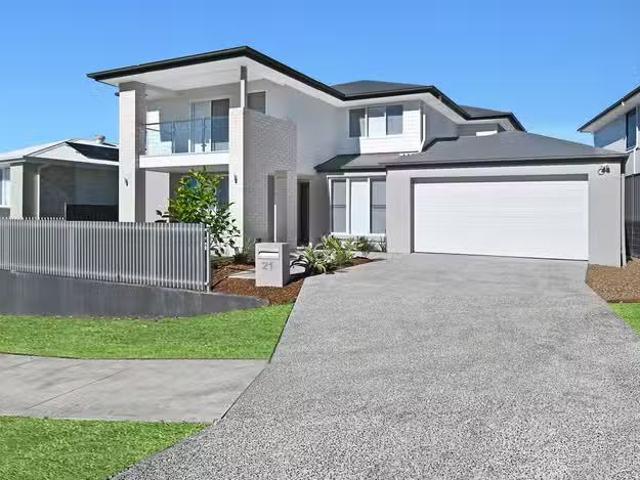 21 Oriole Street, WORONGARY, QLD 4213 House for Rent