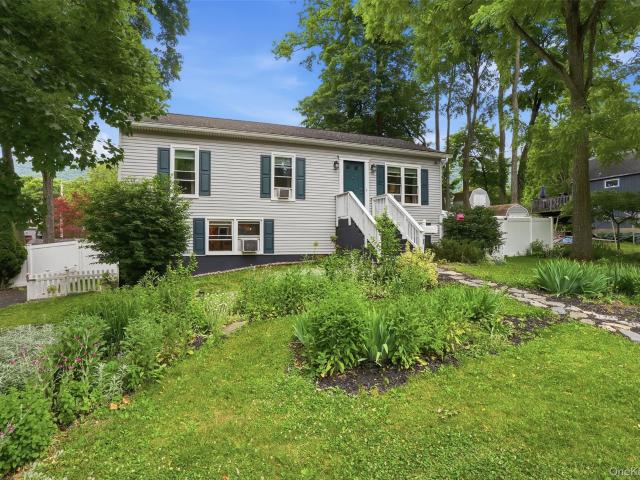21 Overlook Avenue