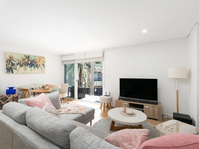 2/1 Ozone Street, Cronulla