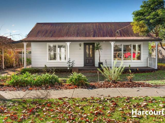21 Peel Street, Berwick, VIC 3806