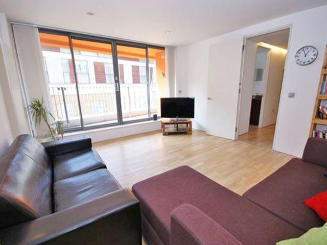 21 Plumbers Row, London E1, 3 bed flat to rent, £3,200 pcm | PrimeLocation