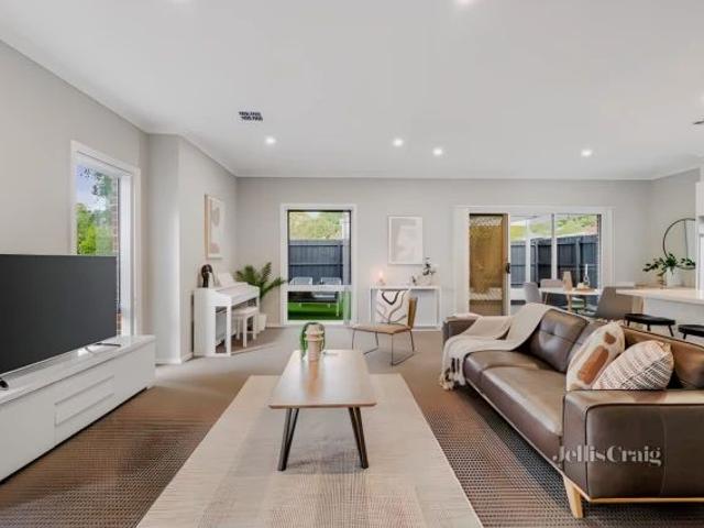 21 Plumer Street, Croydon, Melbourne