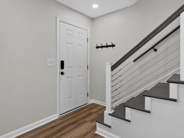 21 Rivers Point Row Apt 3e