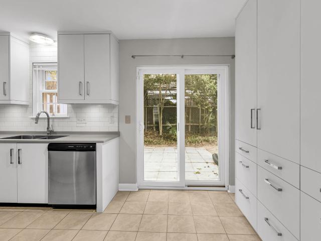 21 Rivers Point Row 8h