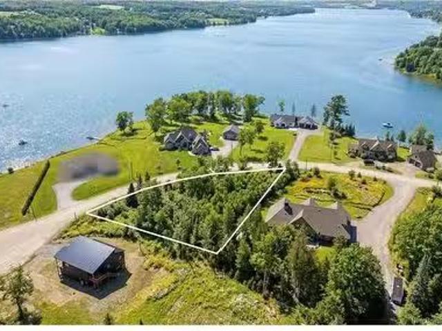 21 Saint Charles Crt, Upper Kingsclear, NB, E3E 0C7 vacant l.