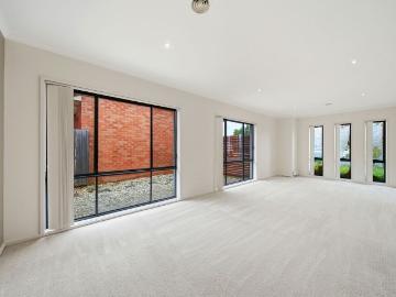 21 Saltbush Street, Harrison