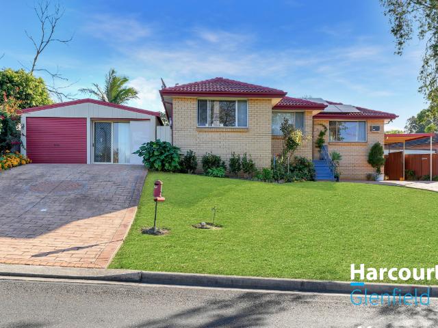 21 Salamaua Place, GLENFIELD, NSW 2167