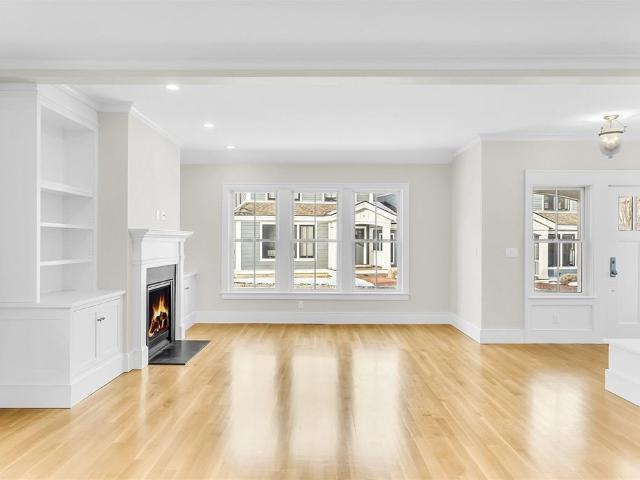 21 Sawmill Circle, Manchester, US, MA