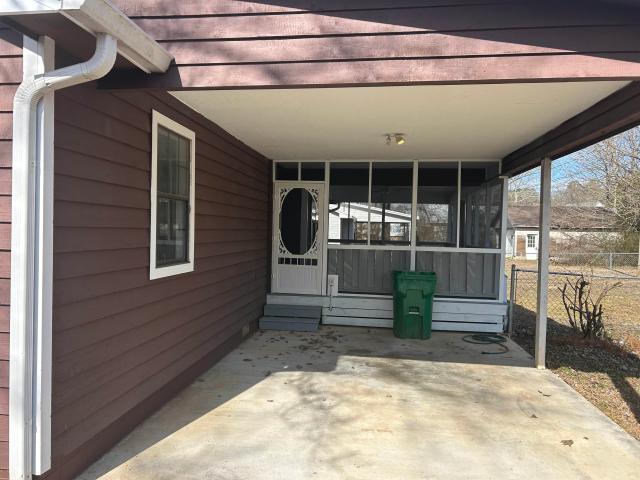 21 Short St