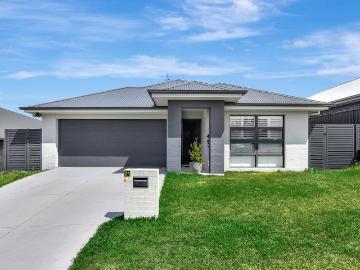 Cockle Creek, Newcastle - Garden, Parking