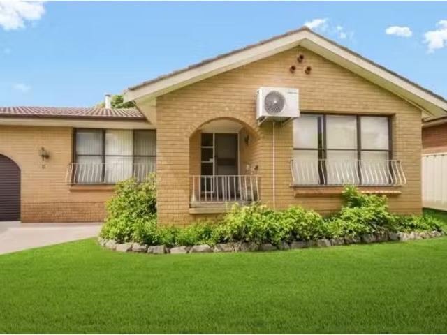21 Spitfire Drive, RABY House for rent Listed by Ingrid Scult.