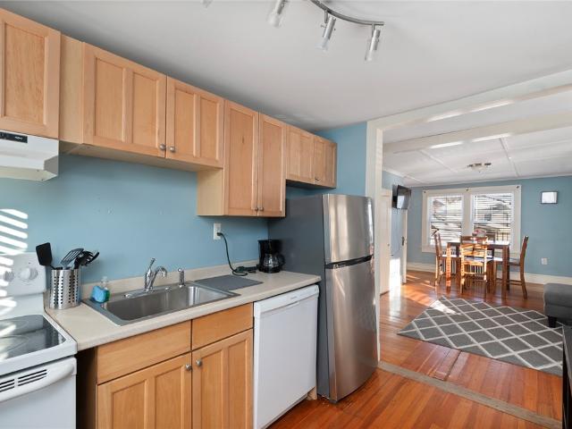 21 Spring Street 3