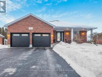 Norfolk County, Ontario - Garden, Office room