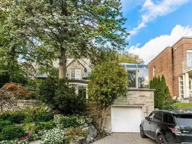 21 Surrey Gdns, Westmount, QC, H3Y 1N4 Luxury House for sale.