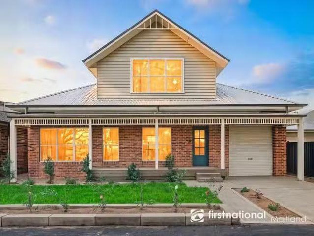 21A Sharkeys Lane, Lorn, NSW 2320