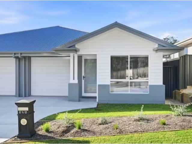 21B Coppice Road, Thrumster Townhouse for rent Listed by Hem.