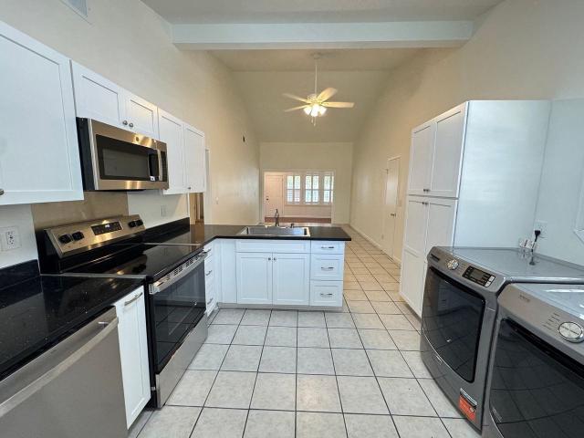 21st 2 Bedroom Apartment for Rent at 229 E 21st Ave, Gulf Shores, AL 36542