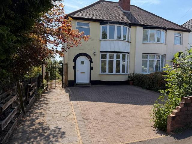 21Tansley Hill Road 3 bed semi detached house to rent £1,195 pcm £276 pw