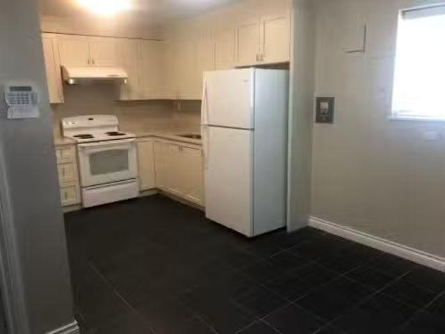 21Xx 49 Avenue W, Vancouver, BC, V6M 2T5 house for lease Li.