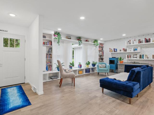 2204 Plymouth Drive