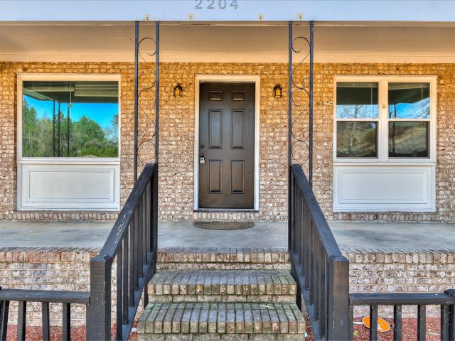 2204 Sandra Court