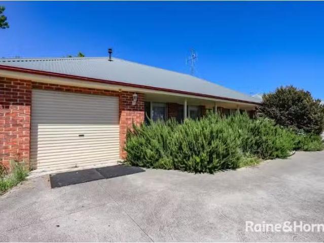 2/204A Bentinck St, BATHURST Apartment for rent Listed by Ren.