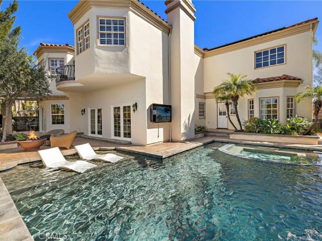22051 Oak Grove