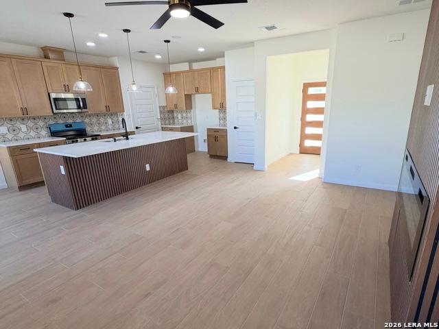 2205 Mesa Brk
