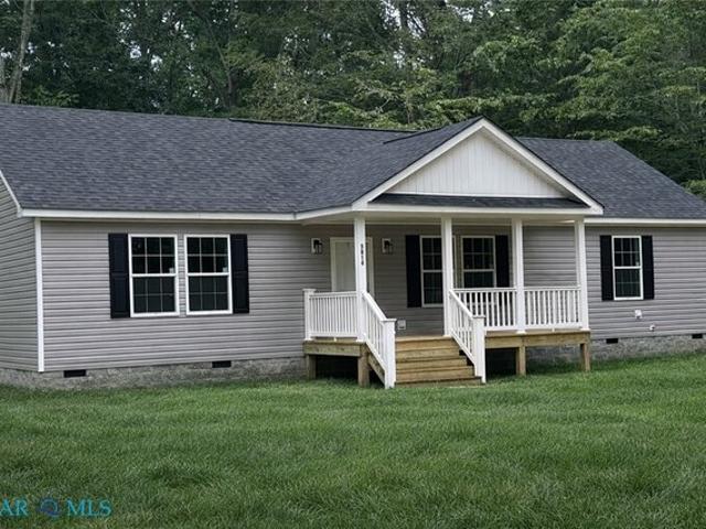 2205 Cooks Landing Rd, Gloucester, VA 23072
