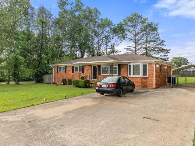 2205 Estaline Dr