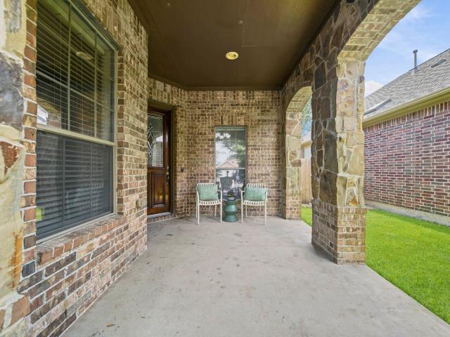 2206 Ascot Lane