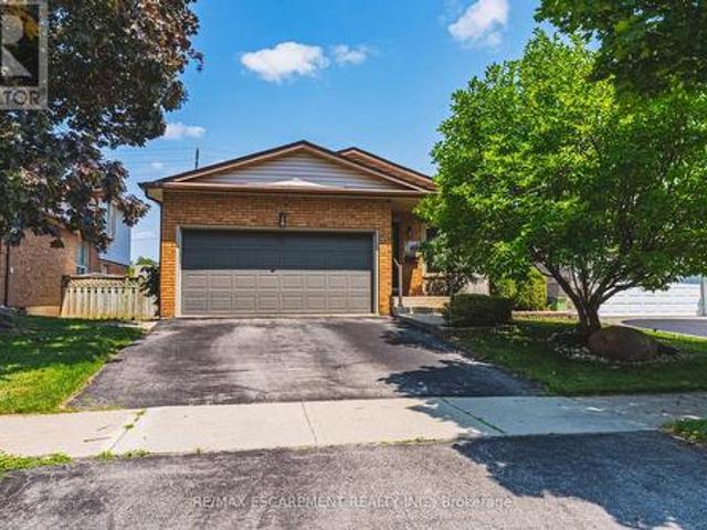 2206 Donald Road, Burlington, ON, L7M 3R9 house for sale | Listing ID W13596 | Royal LePage