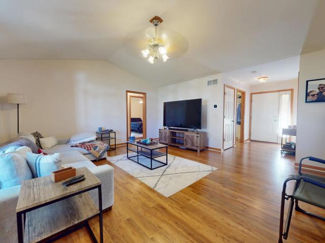 2206 E Pennsylvania Avenue