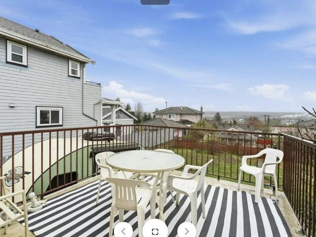 2206 Eighth Avenue, New Westminster
