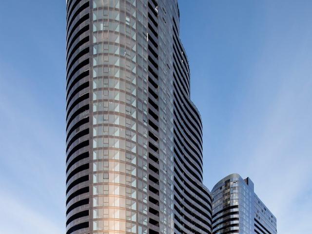 2207/850 Whitehorse Rd