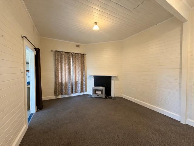2/207 Dumaresq Street