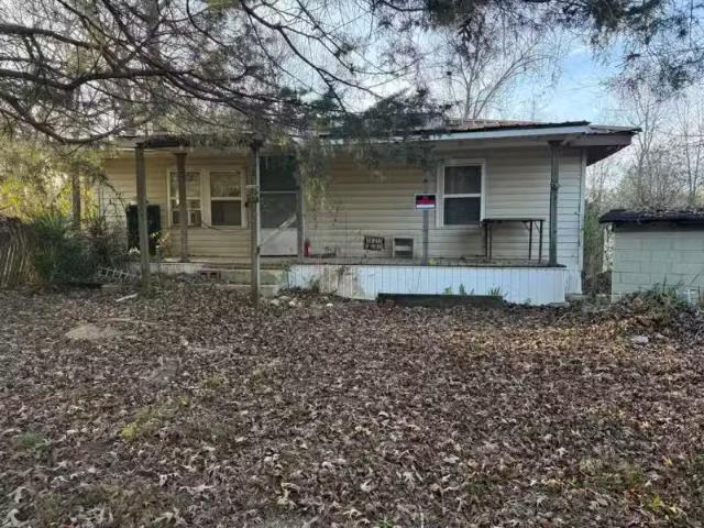 2208 EMMA LN, JASPER, AL 35501
