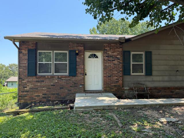 2208 Lynn Drive