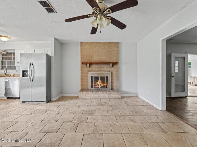 2208 Lewis Gate Drive