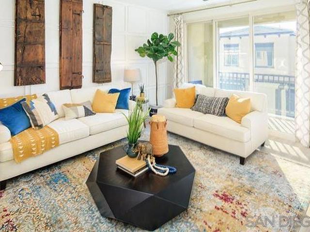 2208 Solara Lane