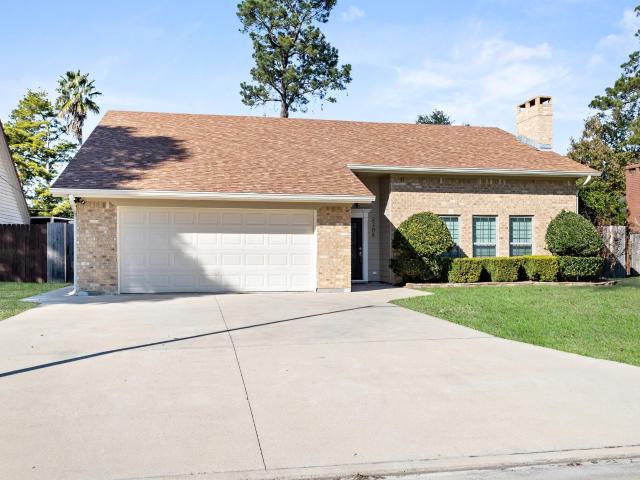 2208 Spring Oak Lane