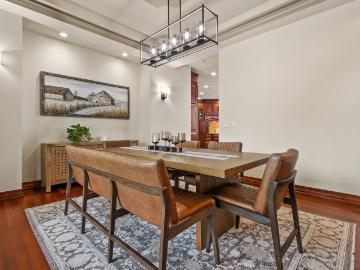 2208 W Cherrywood Cir, Sioux Falls, US, SD