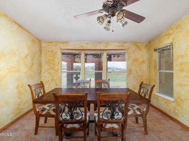 22091 e mountain rain trail