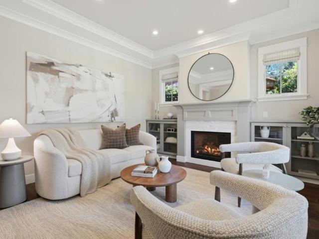 2209 Carmelita Drive