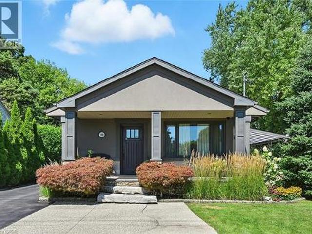 2209 Ghent Avenue, Burlington, ON, L7R 1Y6 house for sale | Listing ID 40866 | Royal LePage
