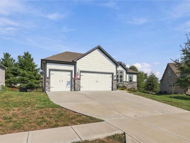 2209 Greenfield Court
