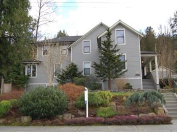 Greater Vancouver - Fireplace, Swimming pool